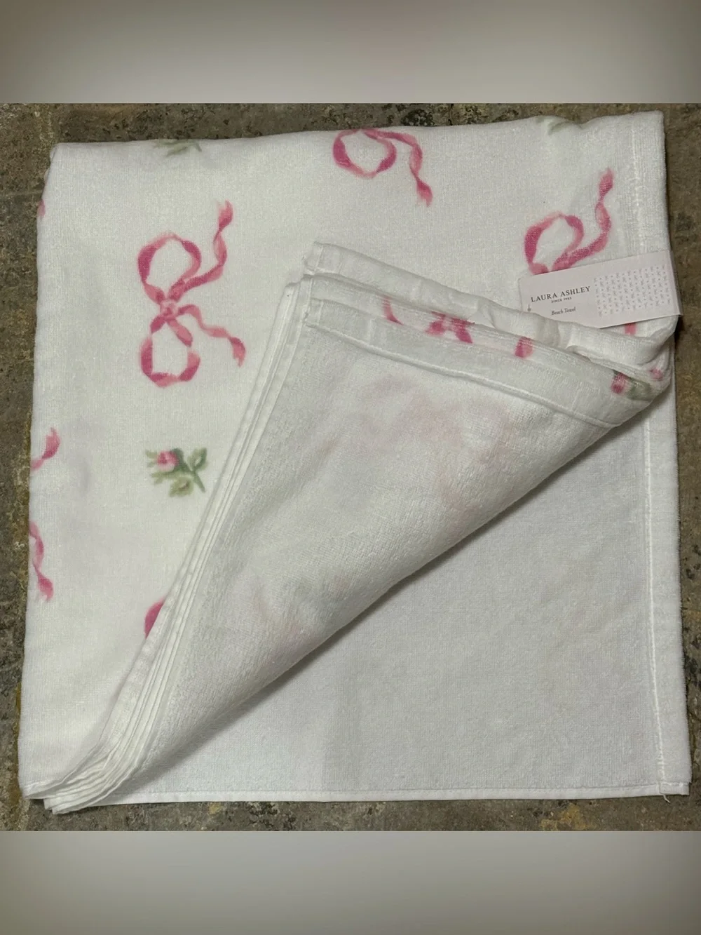 Laura Ashley Coquette Beach White Towel White Base Pink Ribbon & Rosebud Motif